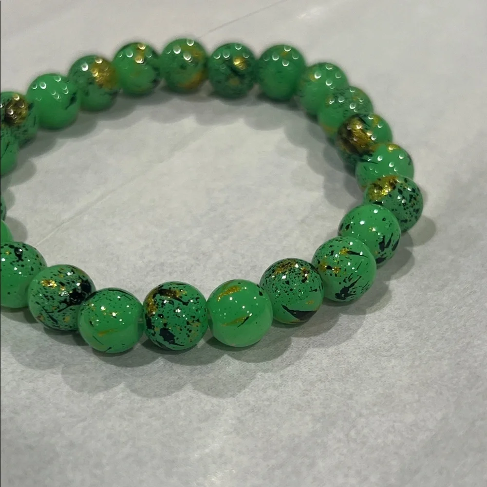 Vibrant Green and Gold Speckled Bracelet